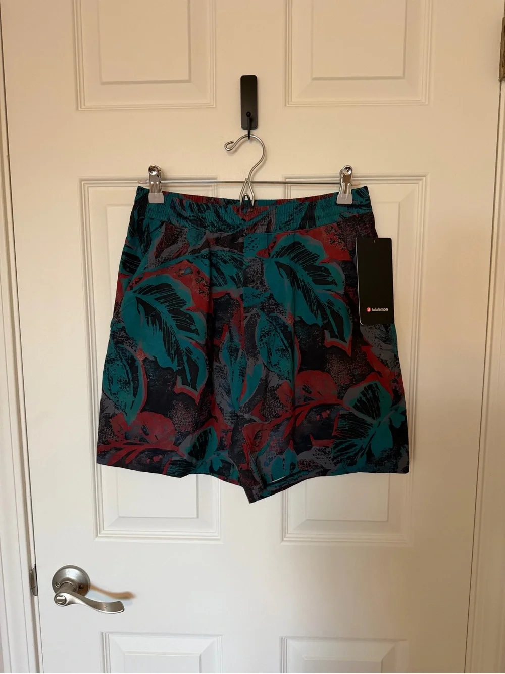 NWT Lululemon Pace Breaker Short 7